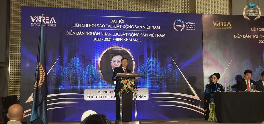 TS Nguyễn Văn Khôi, Chủ tịch Hiệp hội Bất động sản Việt Nam (VNREA)