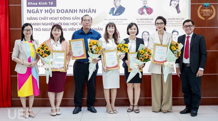 Nâng chất hoạt động gắn kết doanh nghiệp với trường đại học tại chương trình “Ngày hội doanh nhân”