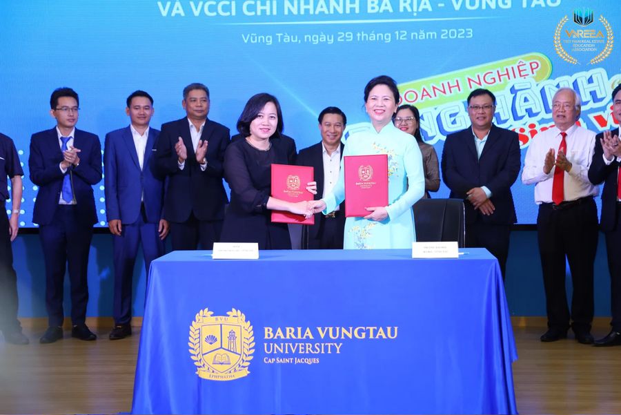 Doanh nhân, doanh nghiệp đồng hành cùng sinh viên Đại học Bà Rịa – Vũng Tàu và ký kết MOU: Một dấu mốc quan trọng