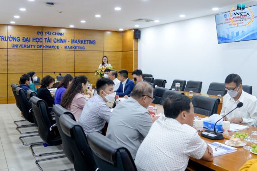 Trường Đại học Tài chính – Marketing tổ chức Hội thảo “Giải pháp thúc đẩy thị trường Bất động sản Việt Nam phát triển bền vững”