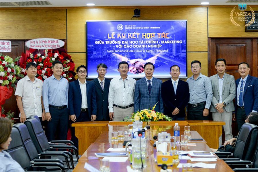 Trường Đại học Tài chính – Marketing ký kết hợp tác với 6 doanh nghiệp Thẩm định giá, Bất động sản