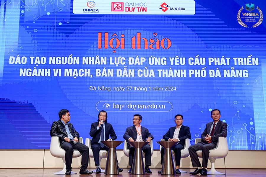 Đại học Duy Tân tổ chức hội thảo “Đào tạo nguồn nhân lực đáp ứng yêu cầu phát triển ngành vi mạch bán dẫn của TP. Đà Nẵng”